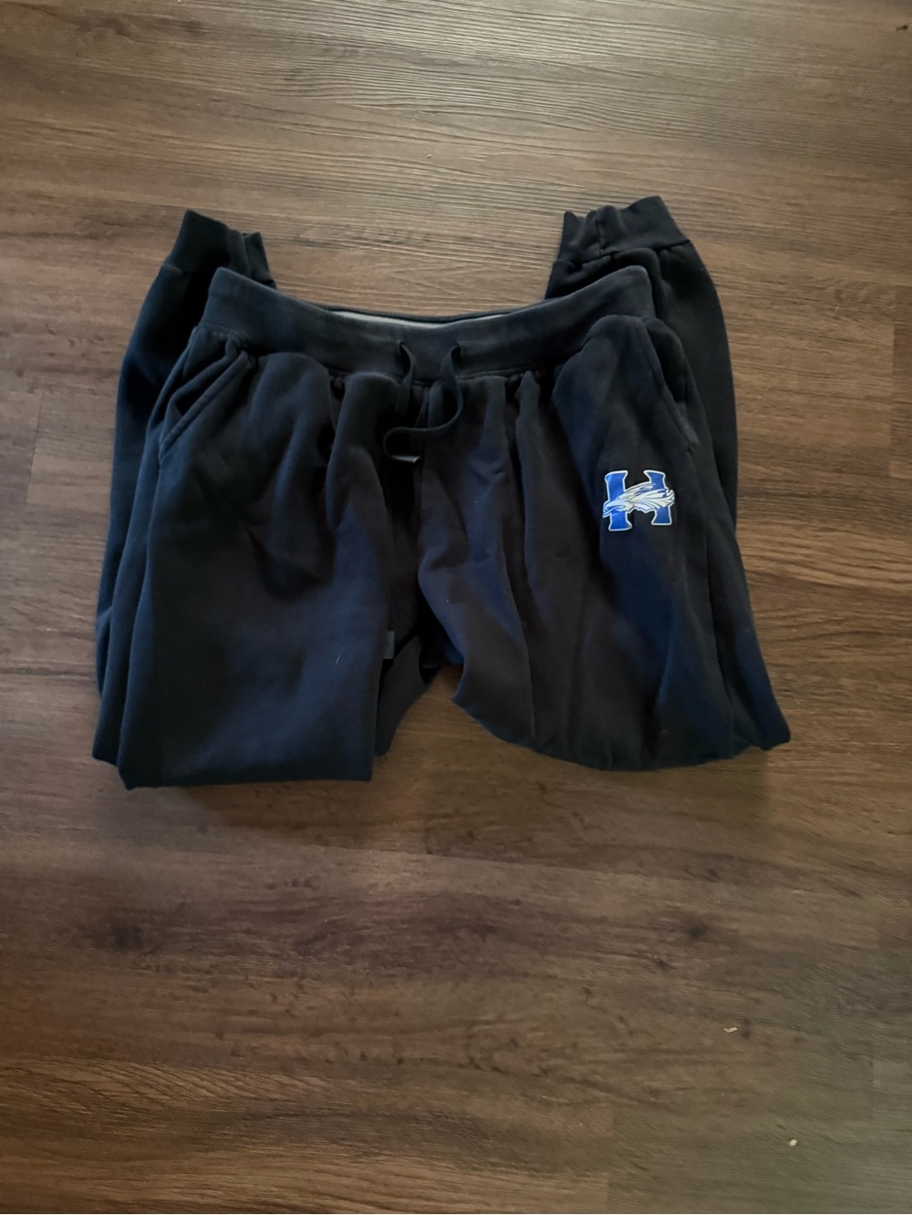 Under Armour women’s Black Logo Sweatpants